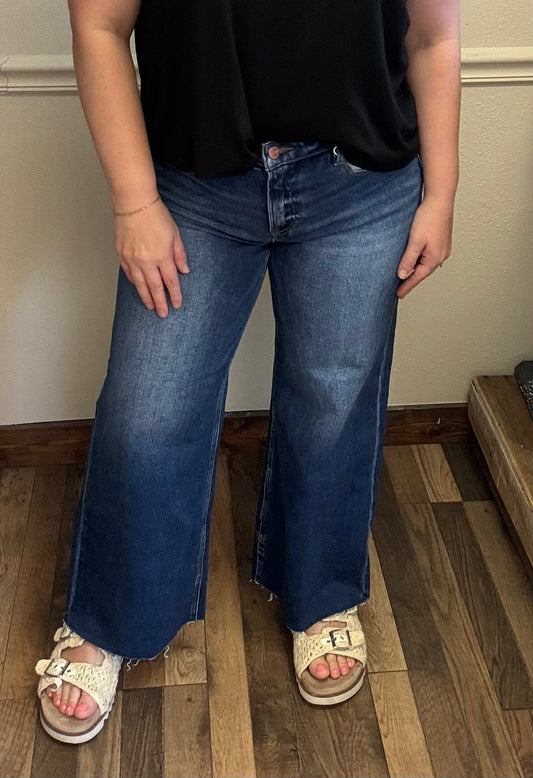 Dress to Impress Crop Jeans