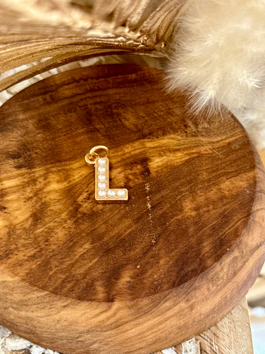 charm initial L