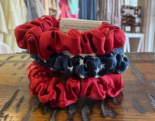 Independance Bae teleties scrunchies