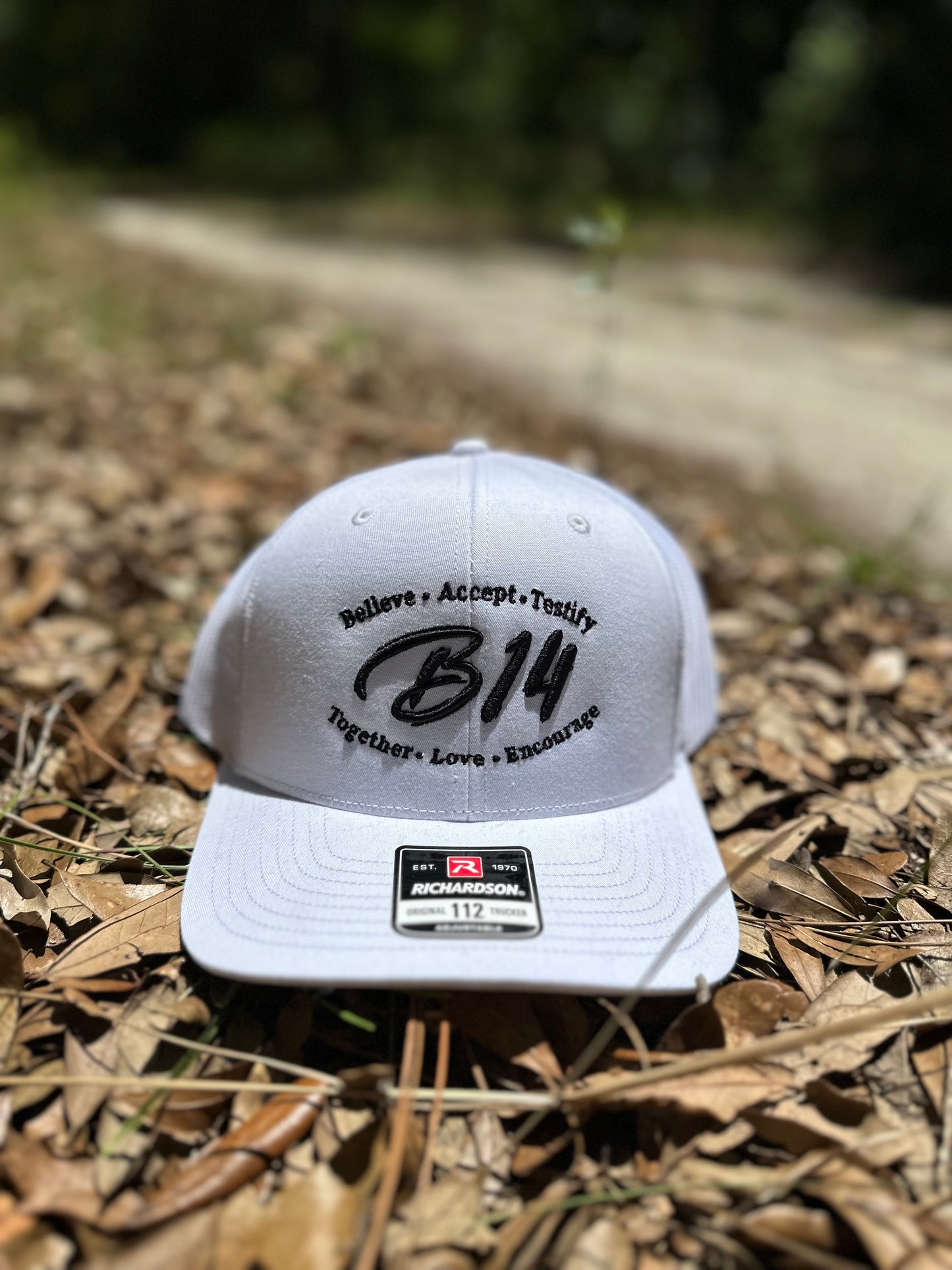 B14 White Hat