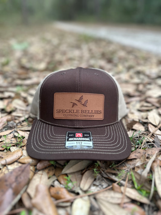 Speckle bellies Trucker hat-brown