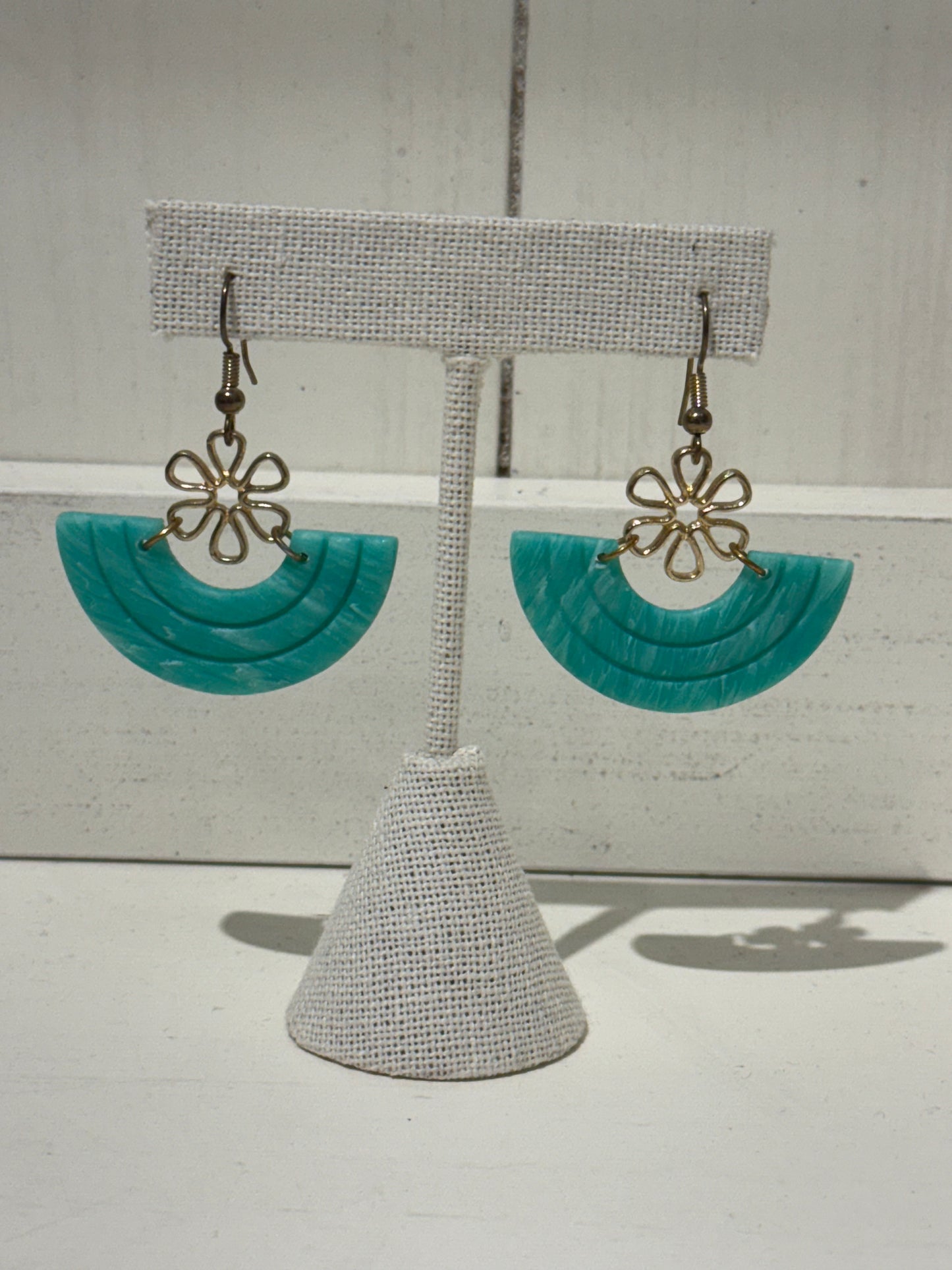 Flower half moon earrings