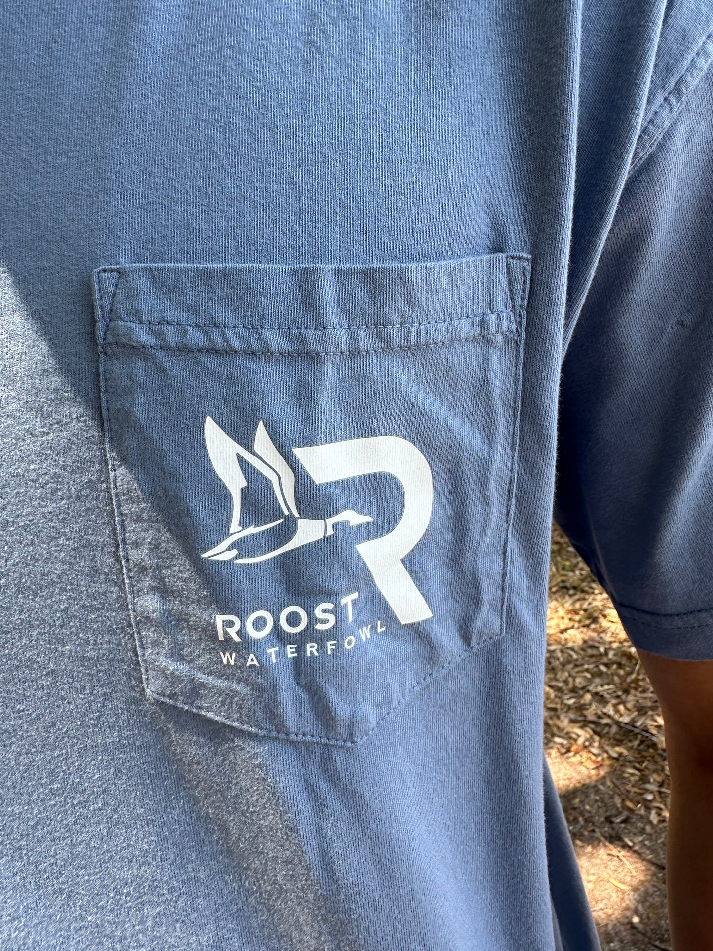 roost first mate Tee