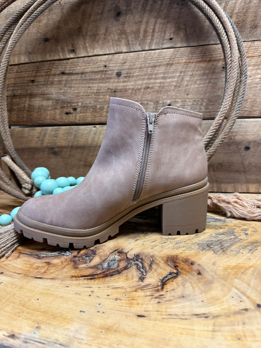 Take a look ankle bootie - Taupe